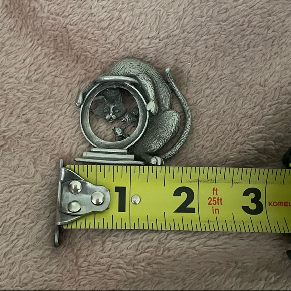 JJ pewter Cat Pin - Picture 3 of 4